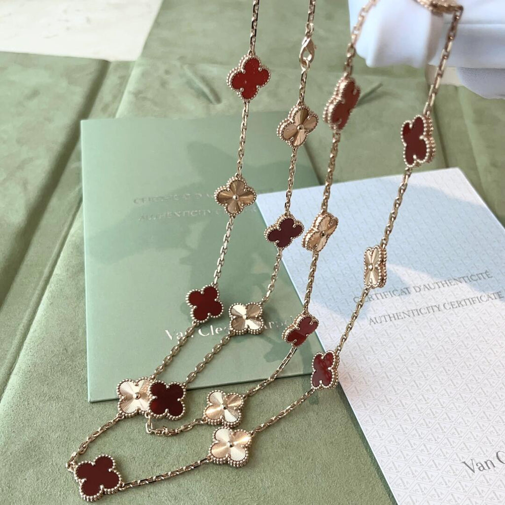 [BIJOUX]COLLIER LASER EN CORNALINE À 20 MOTIFS TRÈFLE