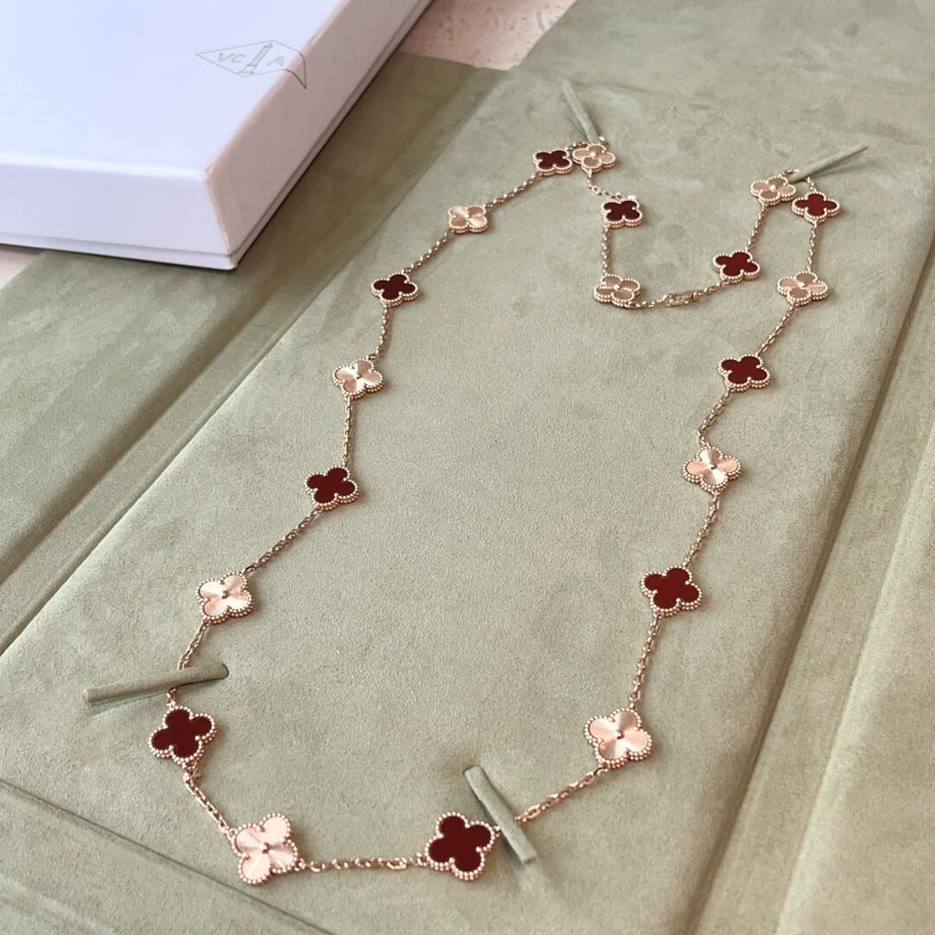 [BIJOUX]COLLIER LASER EN CORNALINE À 20 MOTIFS TRÈFLE