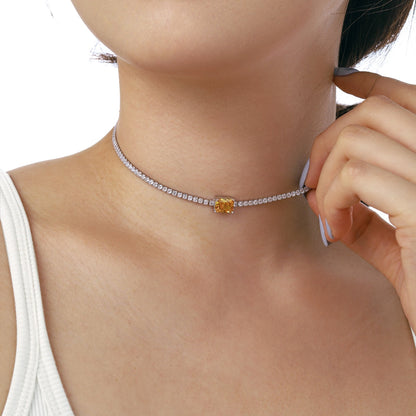 [Goodv]2.0 carat Ornate Emerald Cut Necklace