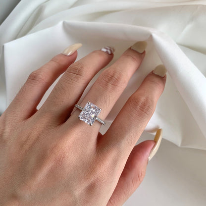 [Goodv]4.0 Carat Luxurious Engagement Ring