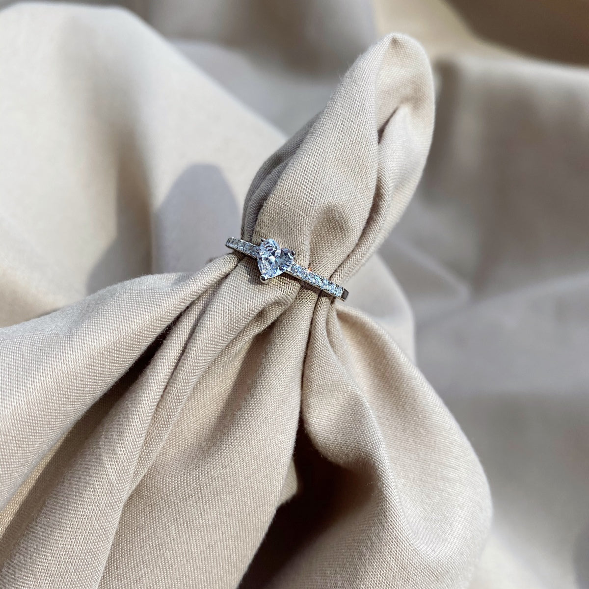 [Goodv] Bague d'amoureux charmante en forme de cœur de 0,5 carat CaratEternity