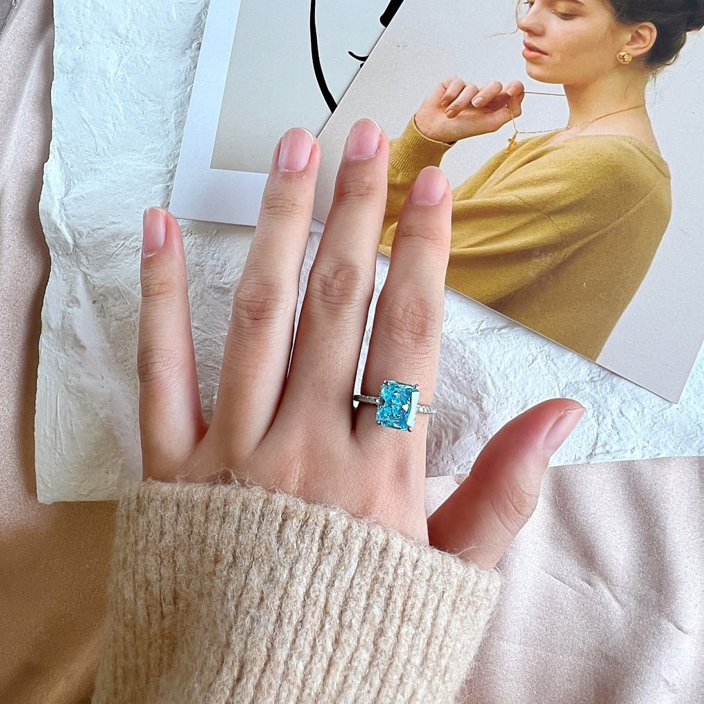 [Goodv]4.0 Carat Luxurious Engagement Ring