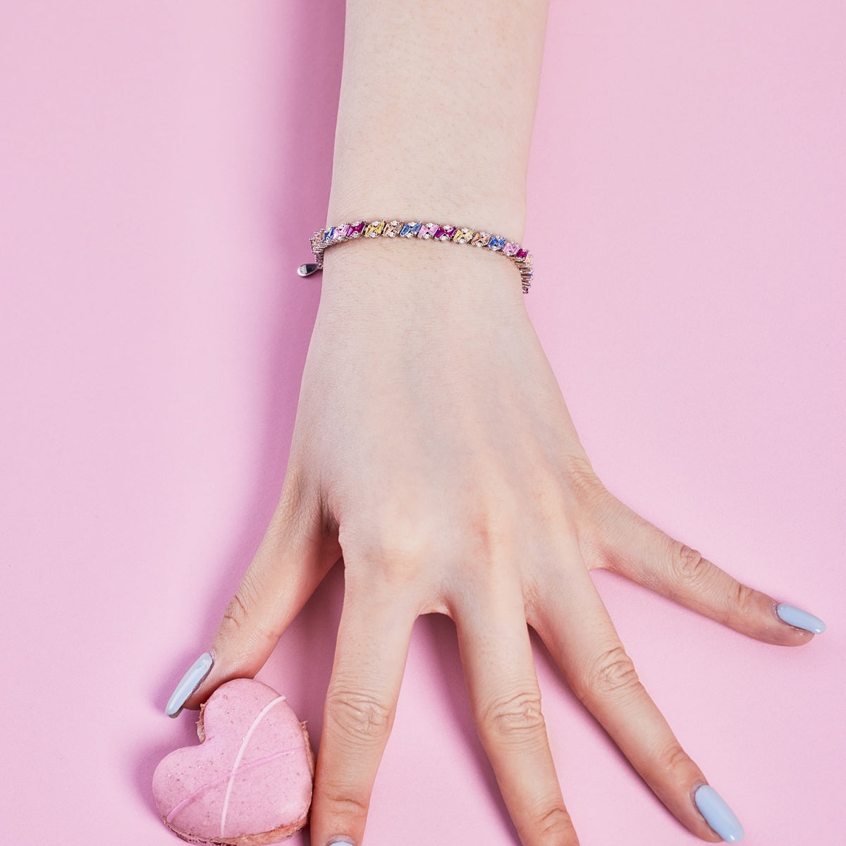 [Goodv] Bracelet de fête multi-coupes scintillant et orné