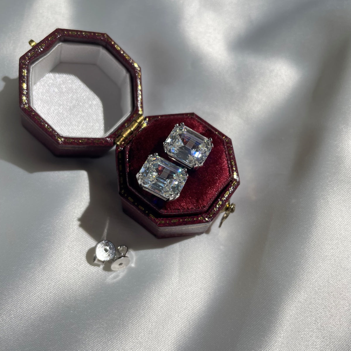 [Goodv]Boucles d'oreilles éblouissantes de forme carrée