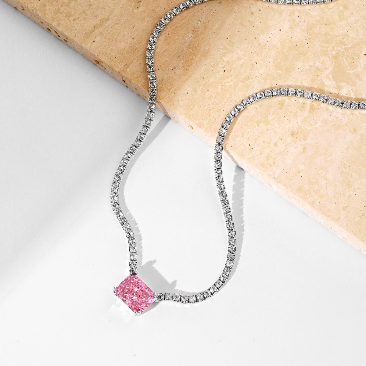 [Goodv]4.0 Carat Elegant Radiant Cut Necklace