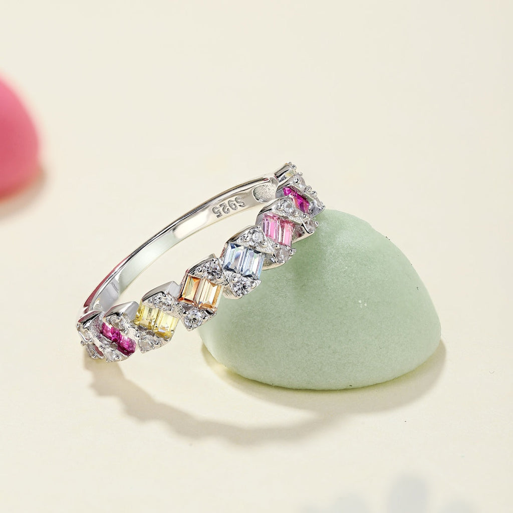 [Goodv]Delicate Vibrant Emerald Cut Daily Ring