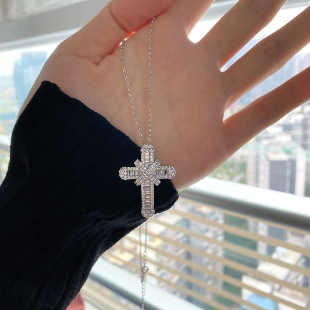 [Goodv]Gypsophila With Dimonds Necklace