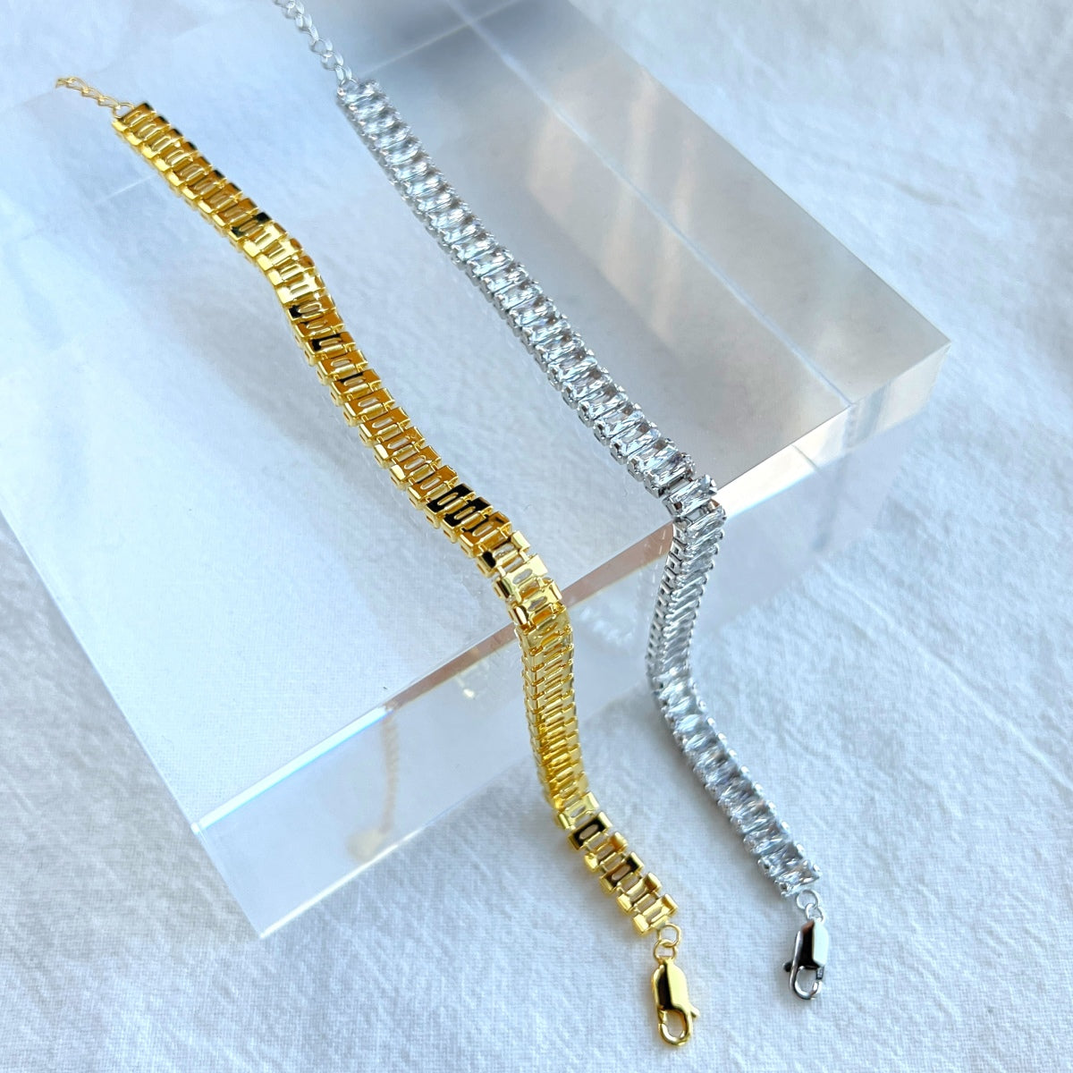 [Goodv]絶妙なエメラルドカットのデイリーブレスレット