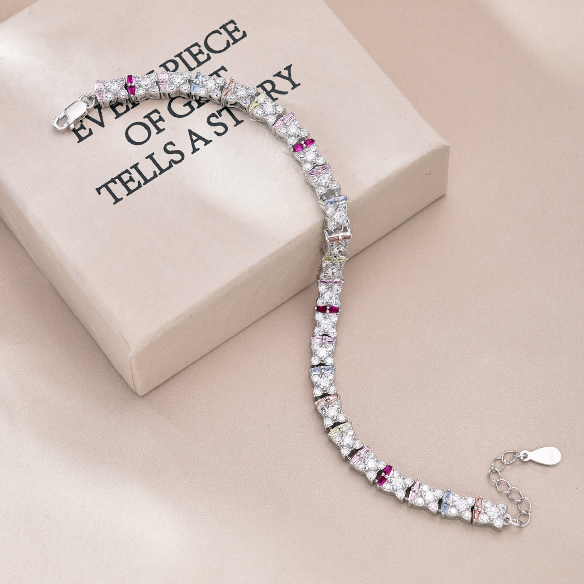 [Goodv] Bracelet quotidien unique en forme de fleur colorée