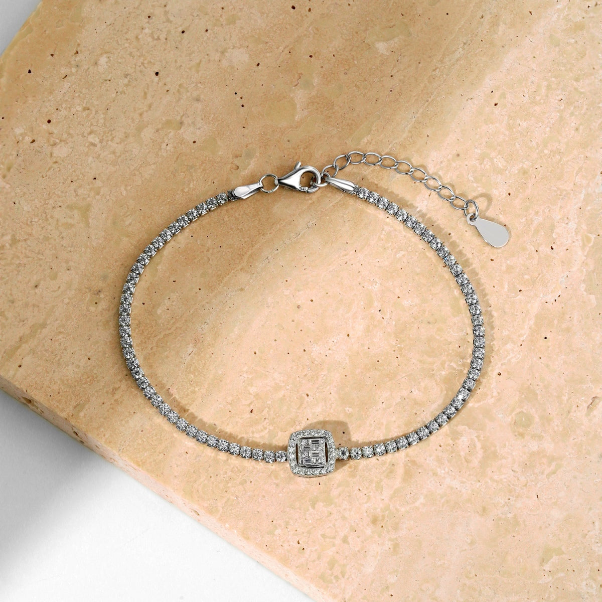 [Goodv] Bracelet de banquet luxueux et éblouissant de forme carrée
