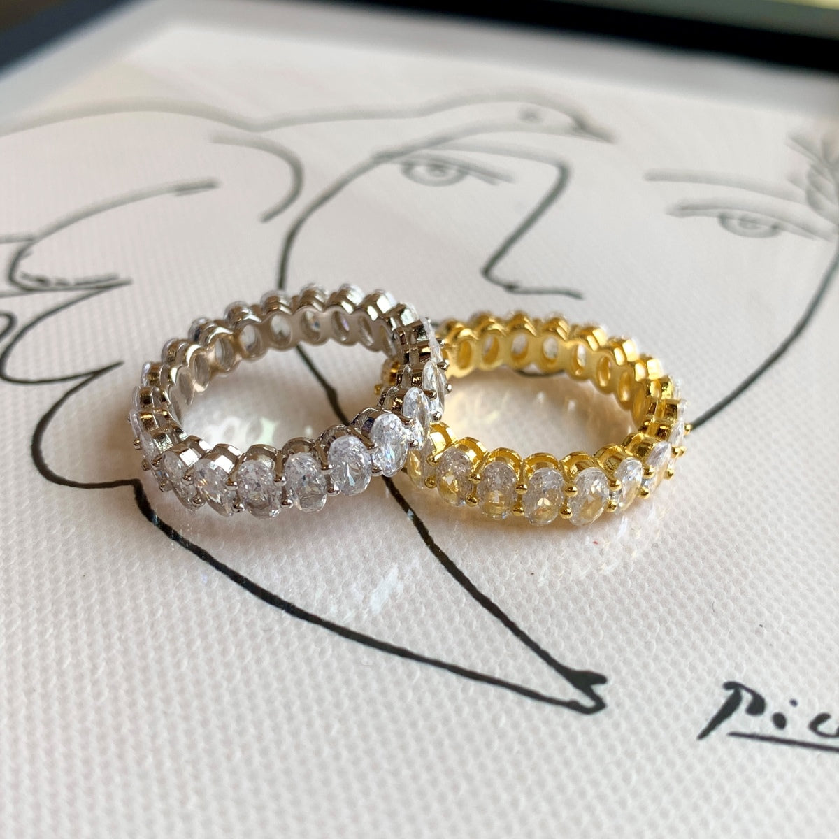 [Goodv]Ornate Oval Cut Tennis Ring