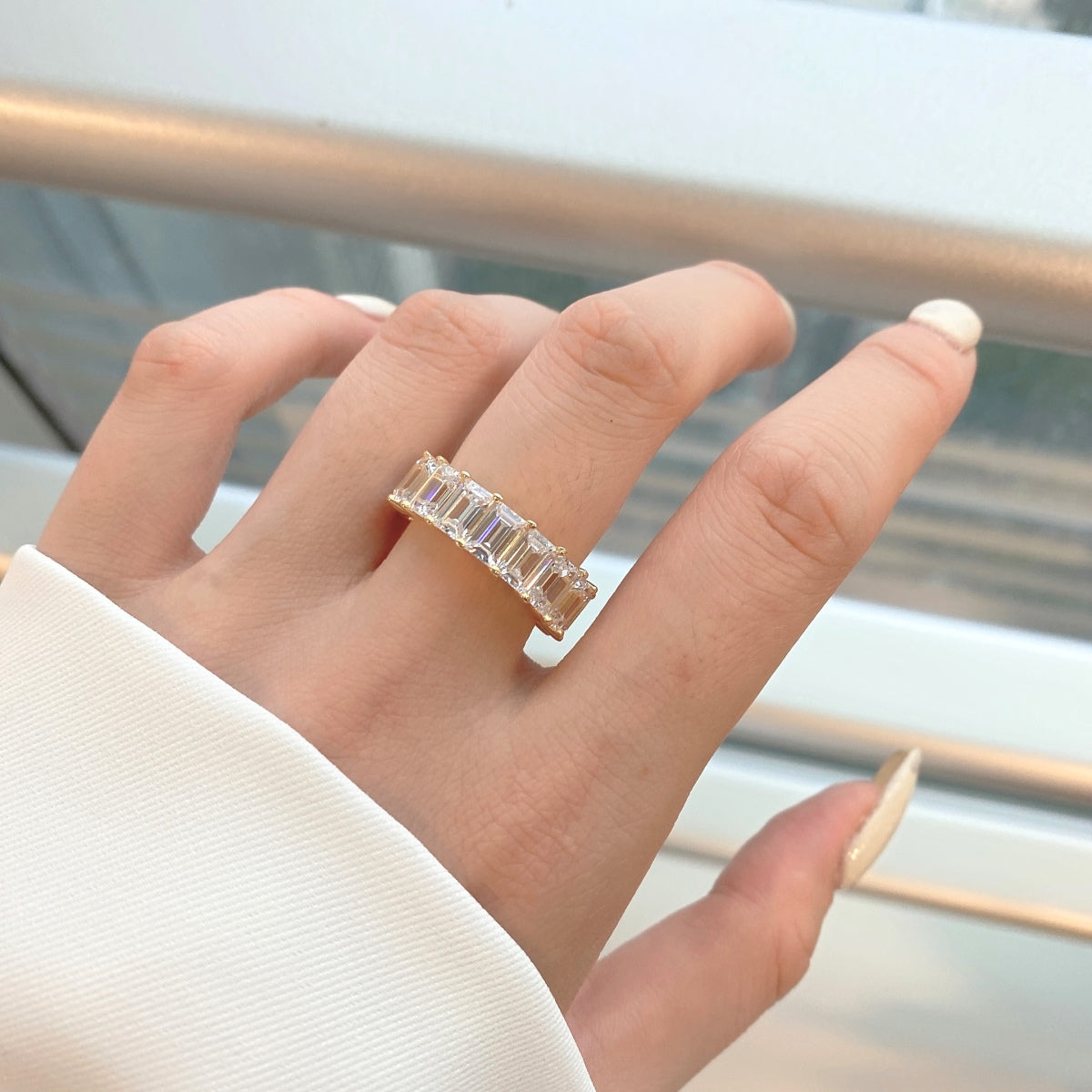 [Goodv] Bague tennis élégante taille émeraude de 0,75 carat
