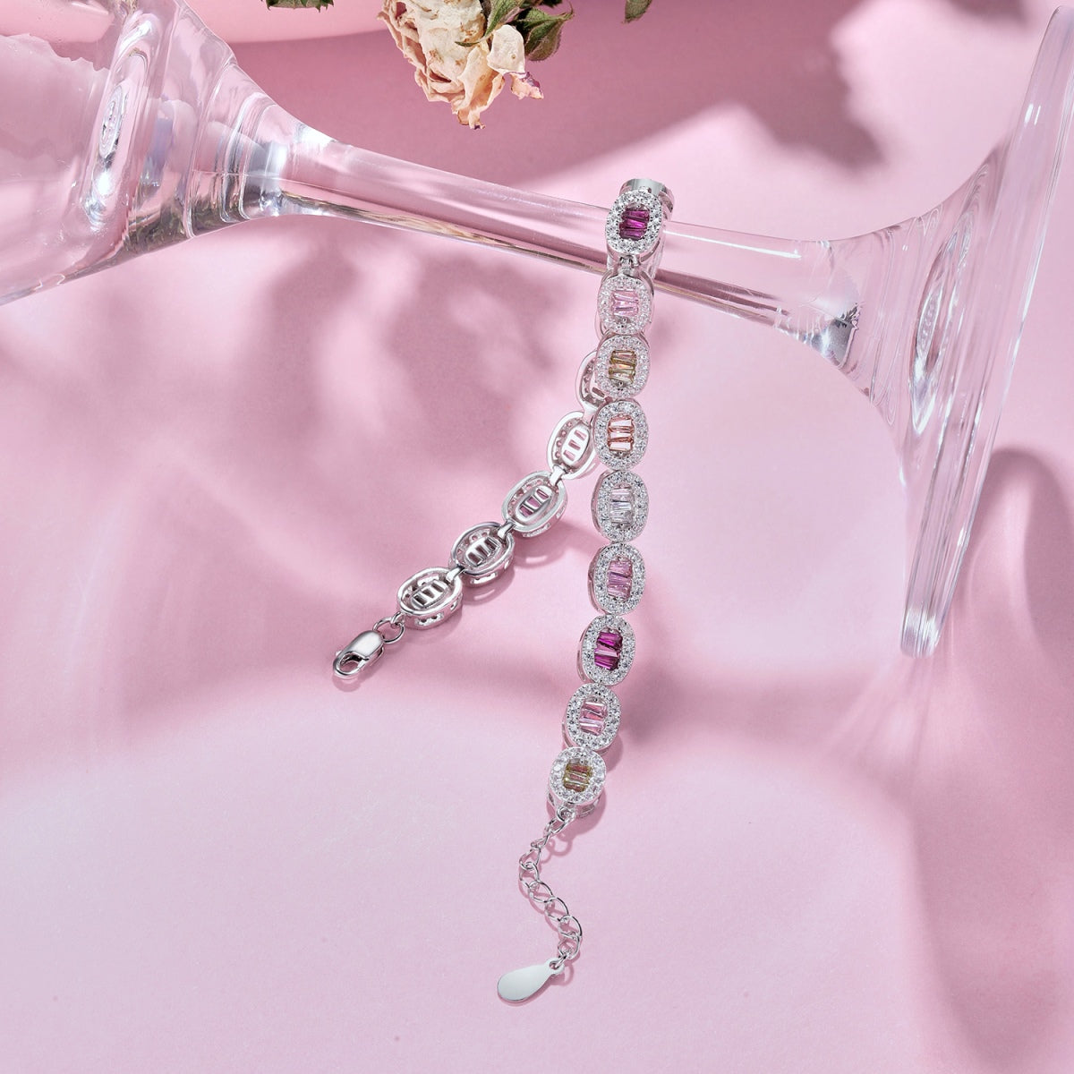 [Goodv] Bracelet quotidien exquis et orné d'émeraude taillée