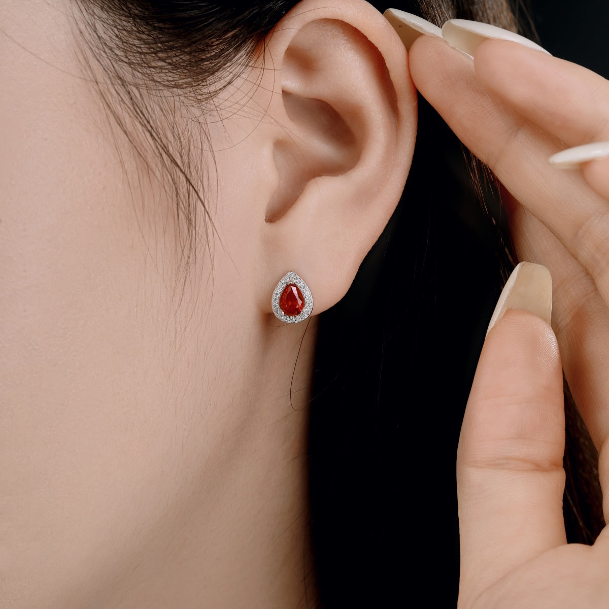 [Goodv]Luxurious Water Drop Shape Earrings