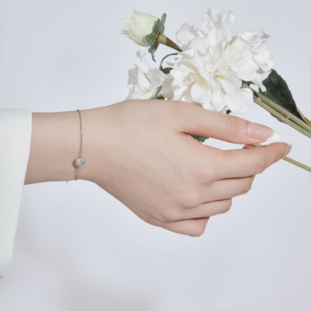 [Goodv]Heart-Shaped Gentle and Versatile Bracelet