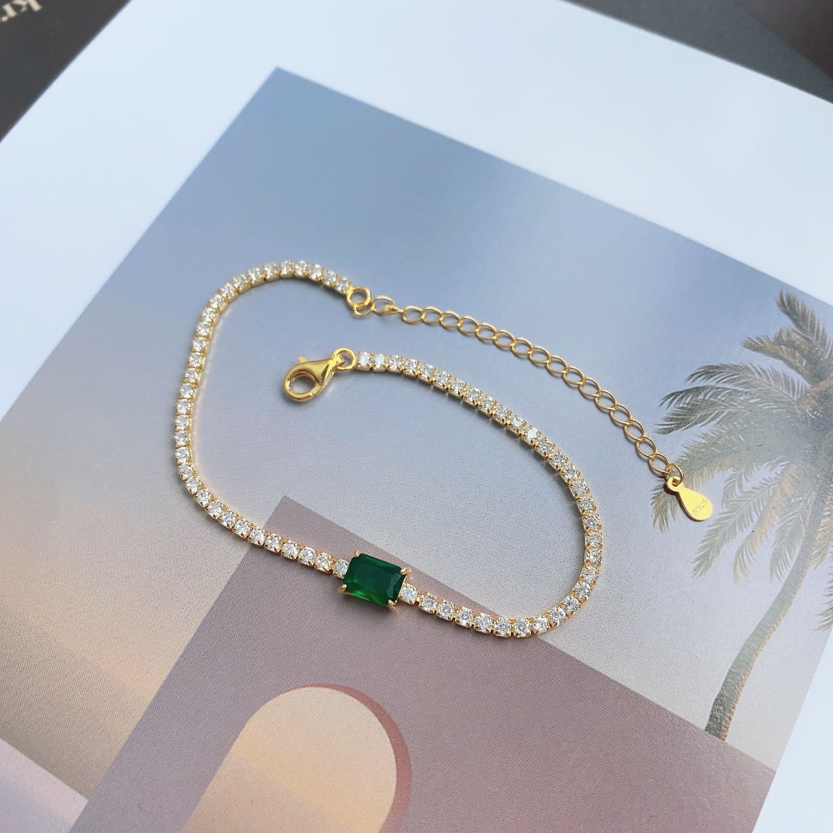 [Goodv] Bracelet de banquet unique en émeraude taillée de 1,0 carat