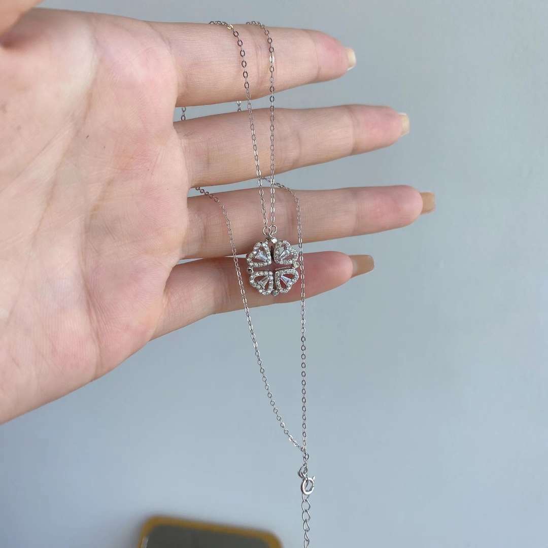 [Goodv]Ornate Heart Cut Flower Shape Necklace