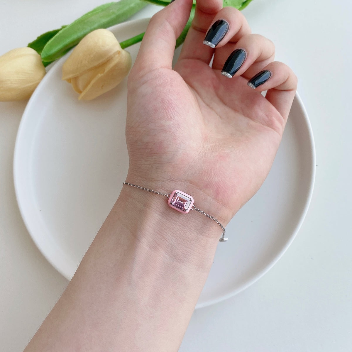 [Goodv]2.0 Carat Sparkling Colorful Emerald Cut Daily Bracelet