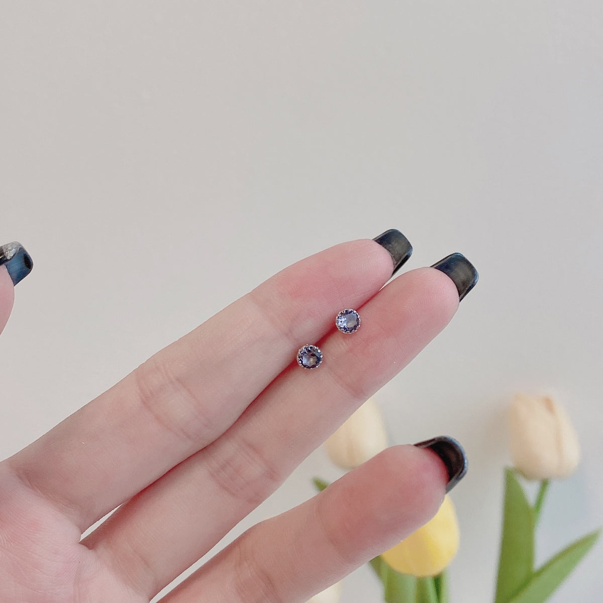 [Goodv]Sparkling Colorful Round Shape Earrings