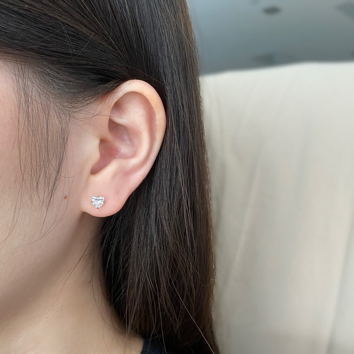 [Goodv]Sparkling Heart Shaped Simple Earrings