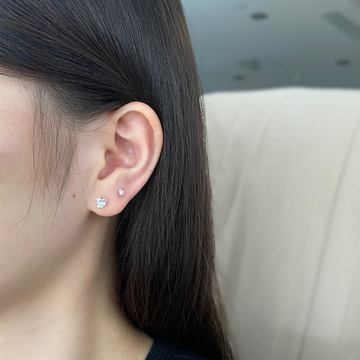 [Goodv]Sparkling Heart Shaped Simple Earrings