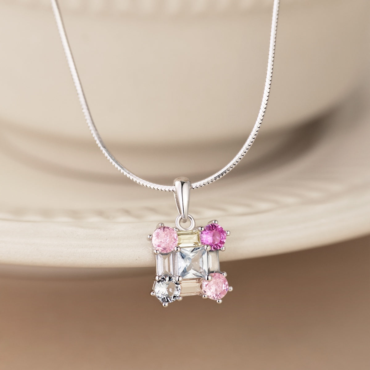 [Goodv]Gorgeous Multi Colorful Necklace