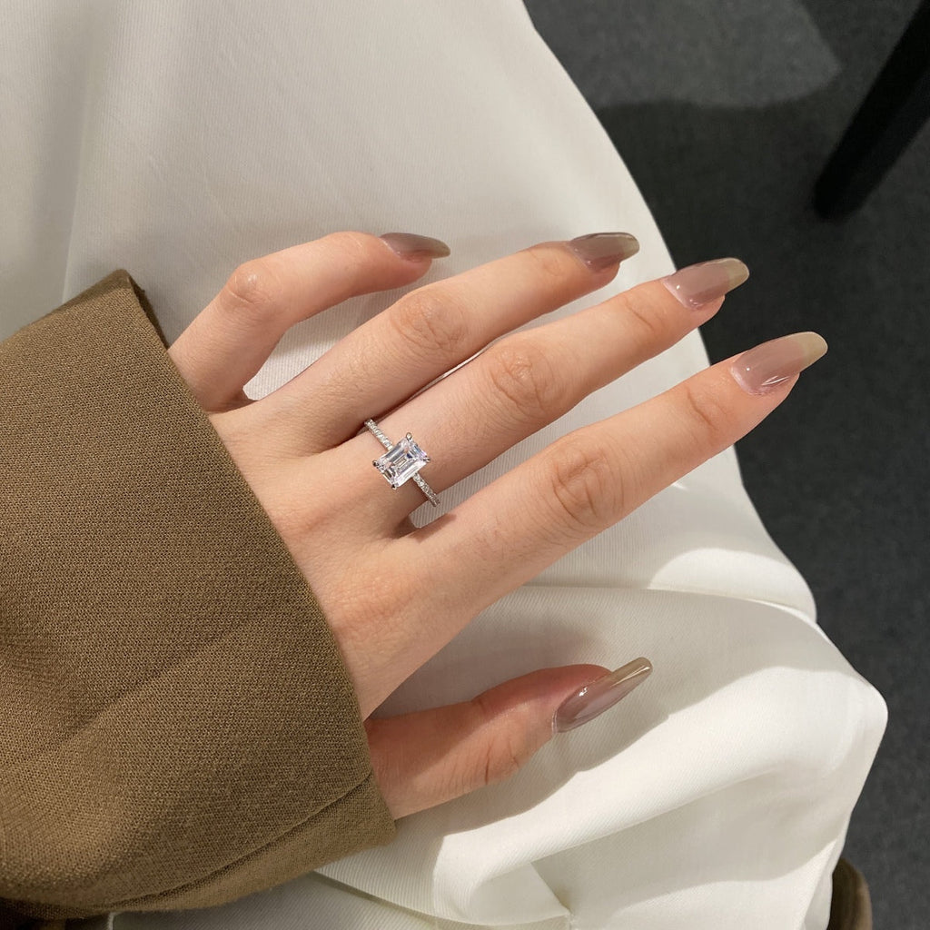 [Goodv] Bague de fête scintillante et ornée de 2,0 carats à coupe radiante