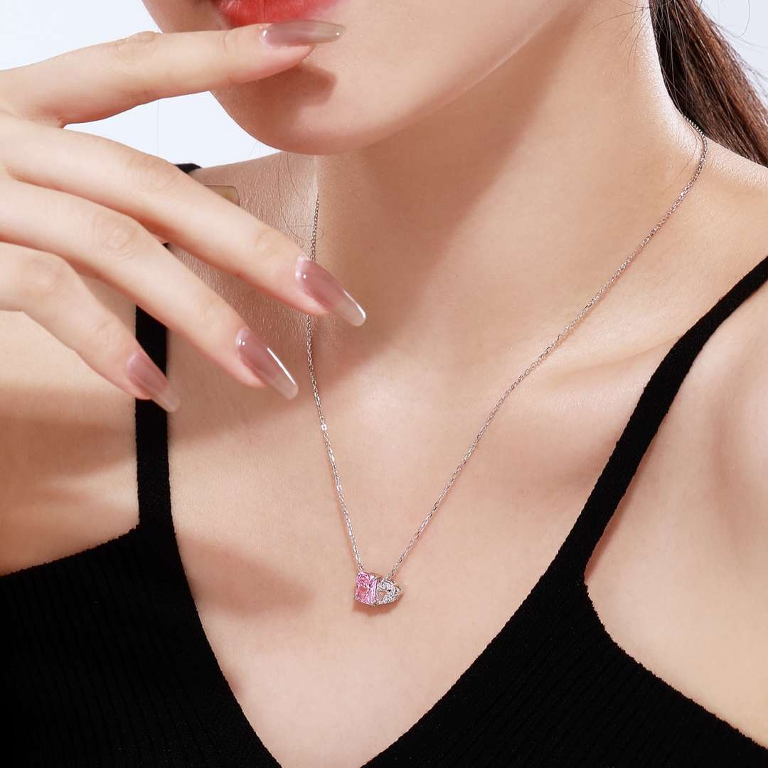[Goodv]Dazzling Square & Heart Shape Necklace