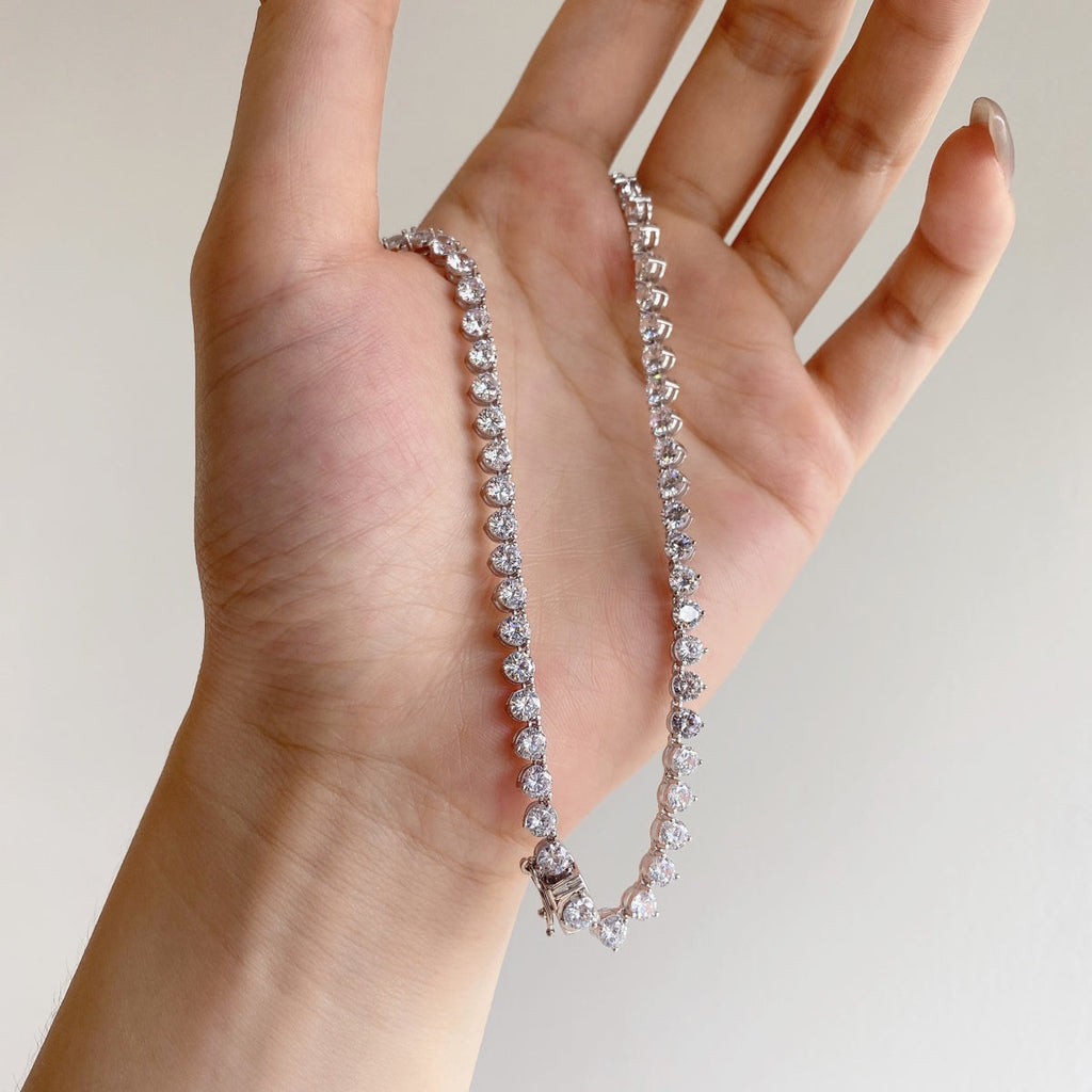 [Goodv]Ornate Heart Cut Tennis Necklace
