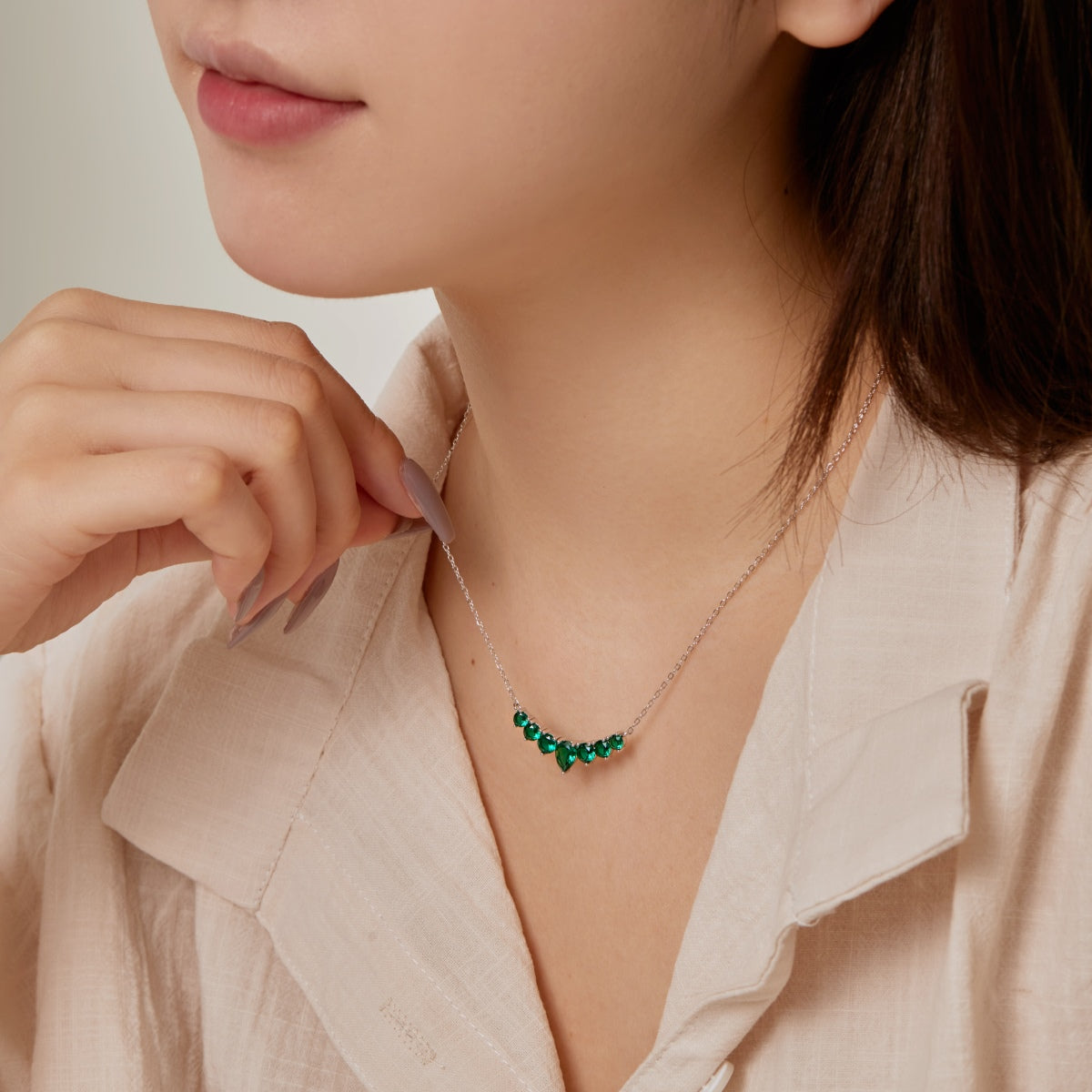 [Goodv] Collier délicat en forme de cœur coloré