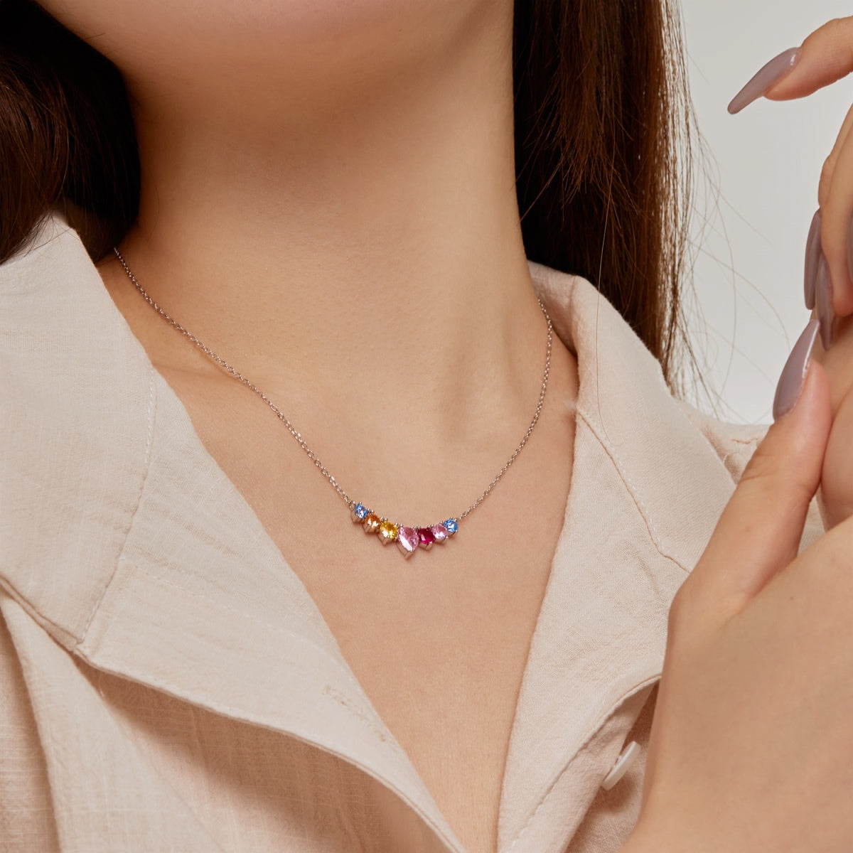 [Goodv] Collier délicat en forme de cœur coloré