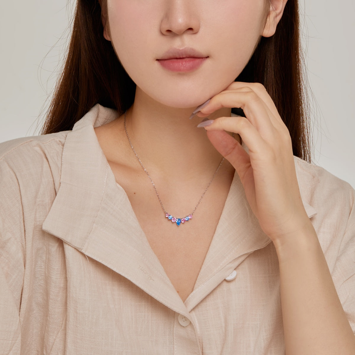 [Goodv] Collier délicat en forme de cœur coloré