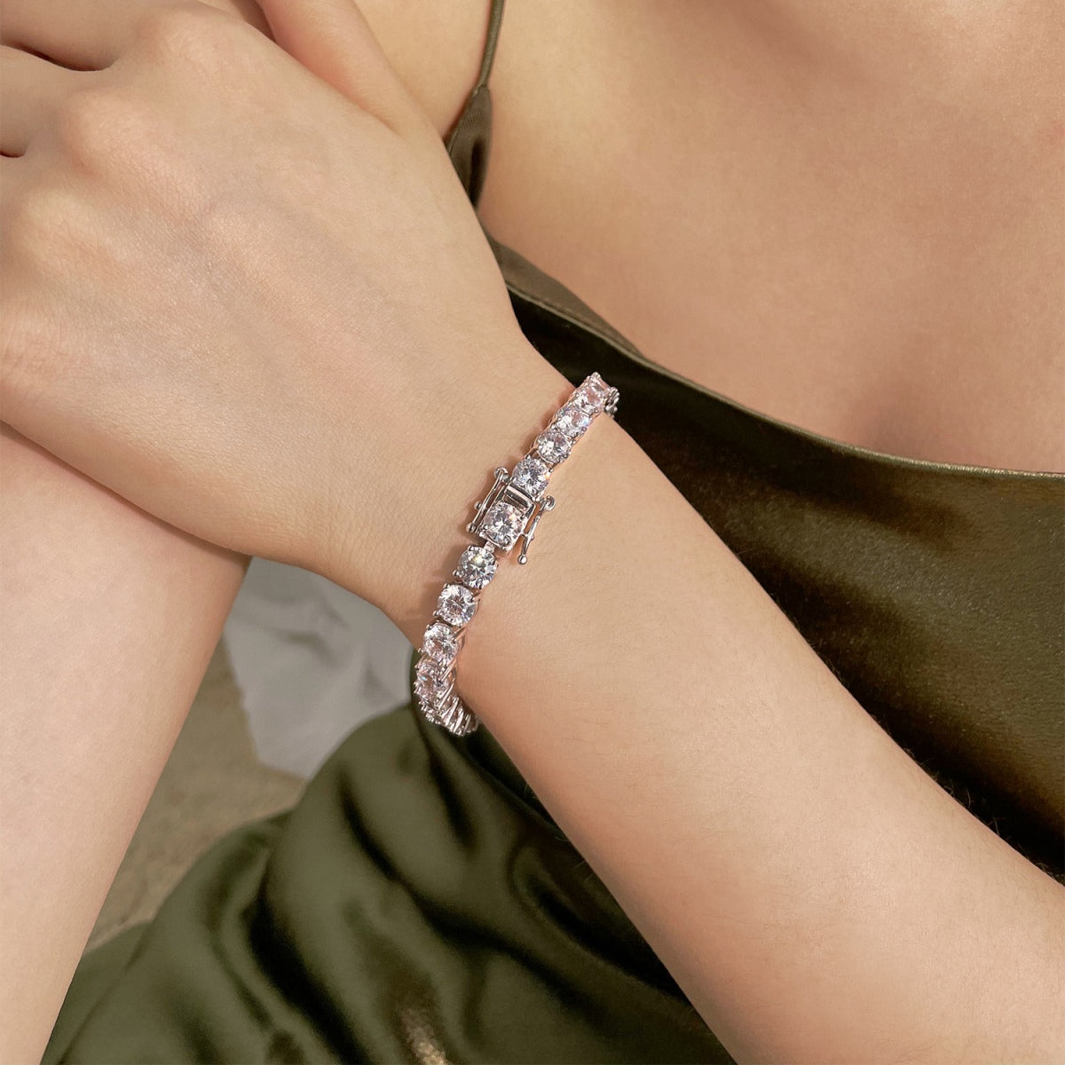 [Goodv] Bracelet de mariage éblouissant à coupe ronde de 0,75 carat