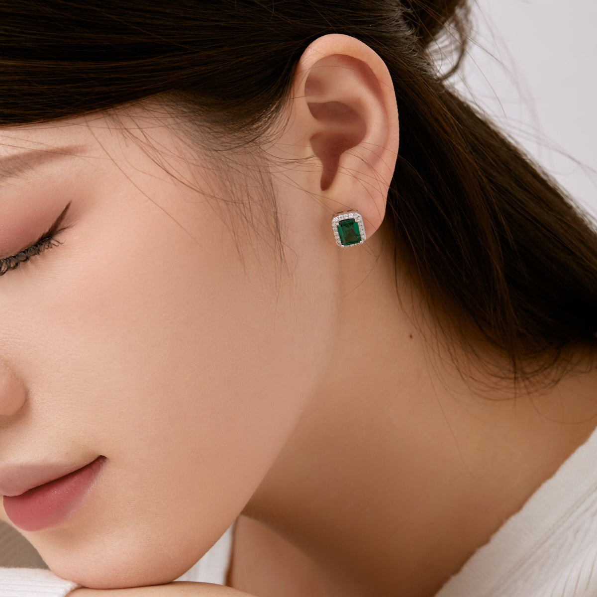 [Goodv]Luxurious Dainty Emerald Cut Banquet Earrings