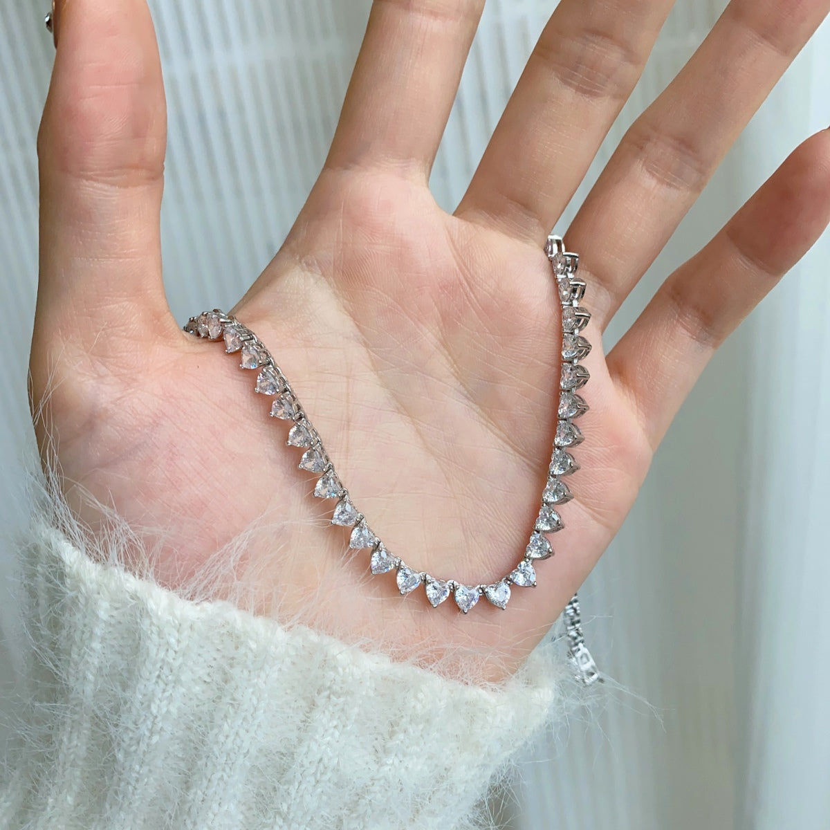 [Goodv]Ornate Heart Cut Tennis Necklace