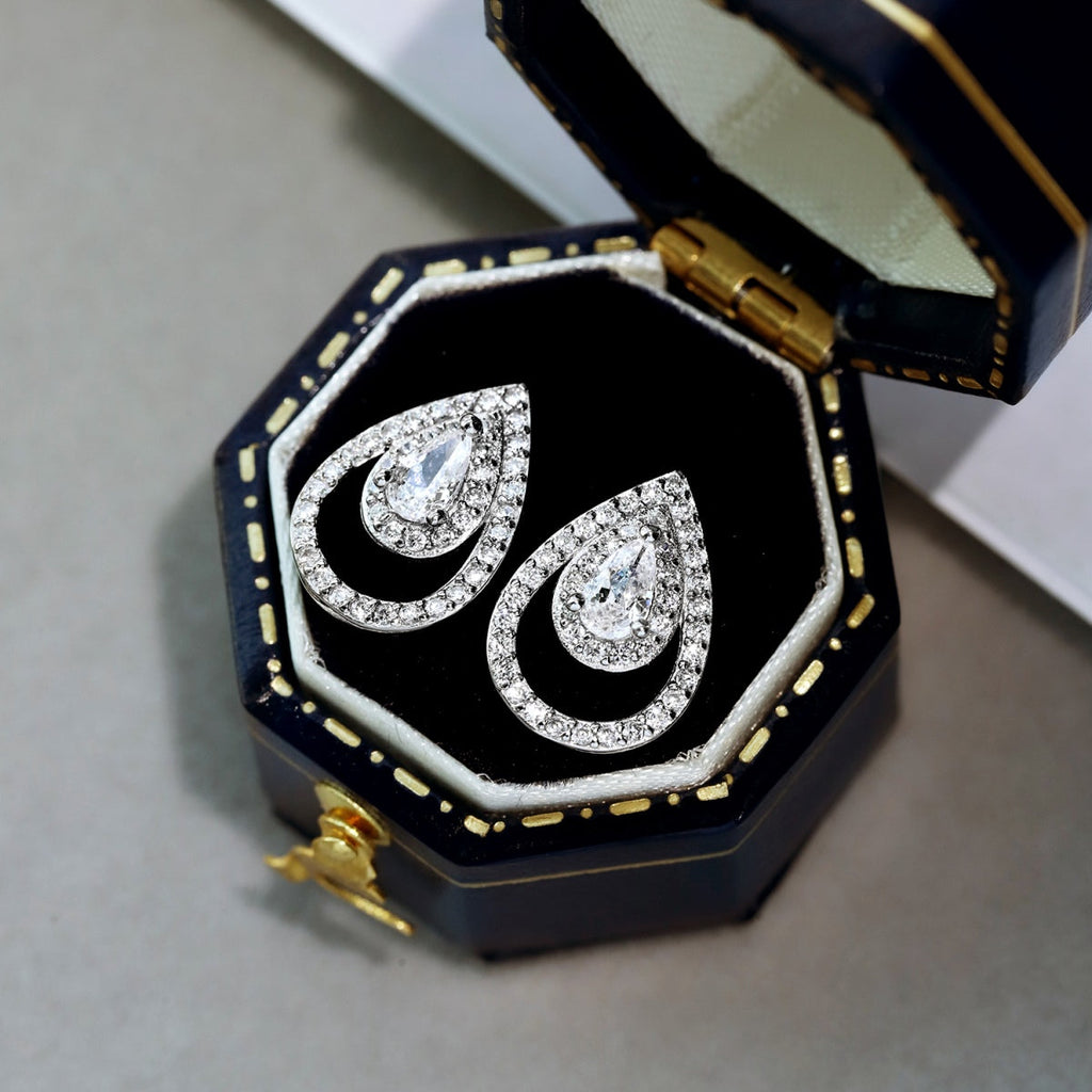 [Goodv]Sparkling Delicate Water Drop Shape Daily Earrings
