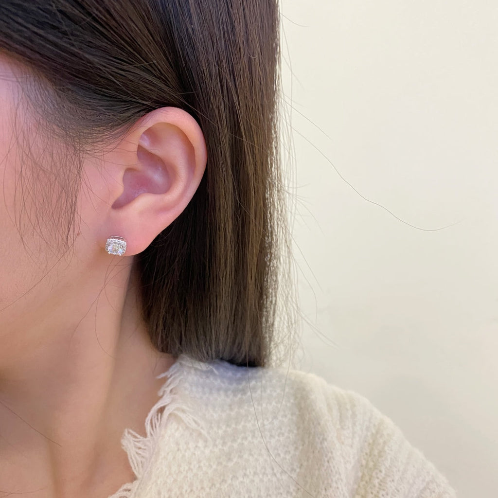 [Goodv]Classic Round Center Stone Stud Earrings