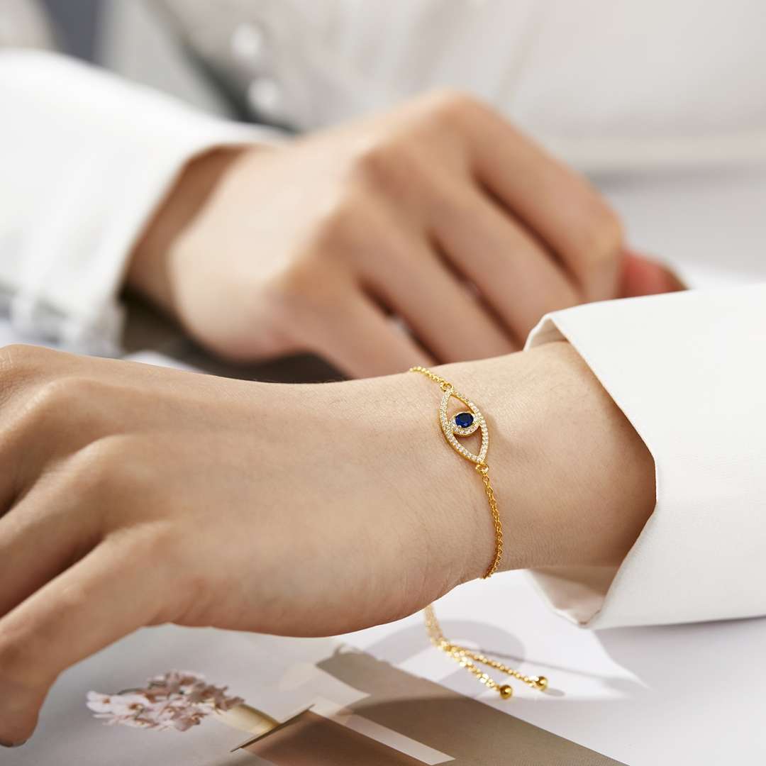 [Goodv]Devil's Eye Hollow Design Bracelet