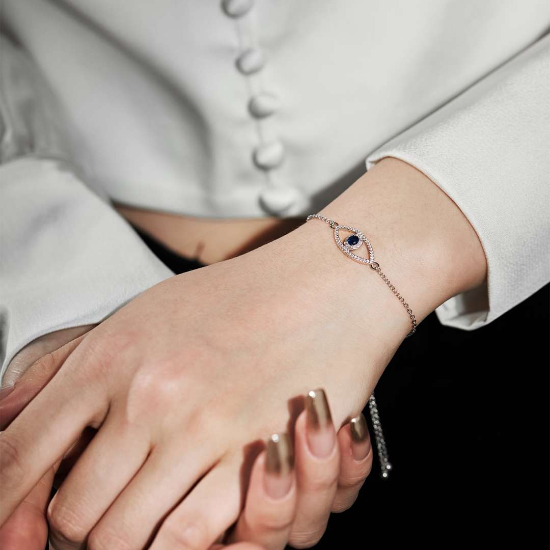 [Goodv]Devil's Eye Hollow Design Bracelet
