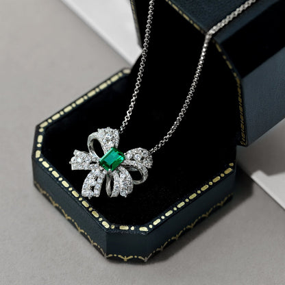 [Goodv]Luxurious Flower Shape Emerald Cut Necklace