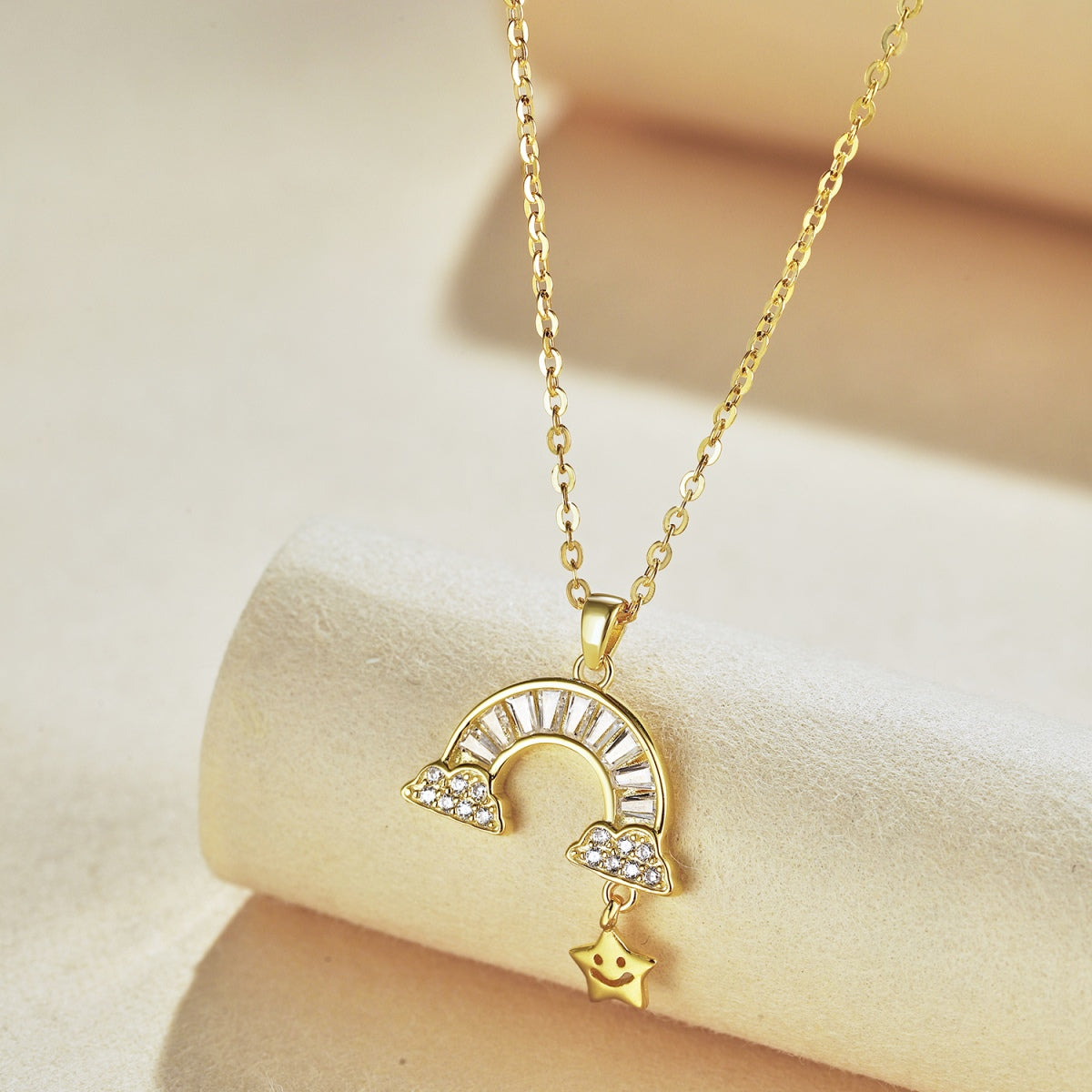 [Goodv]Unique Rainbow Star Necklace