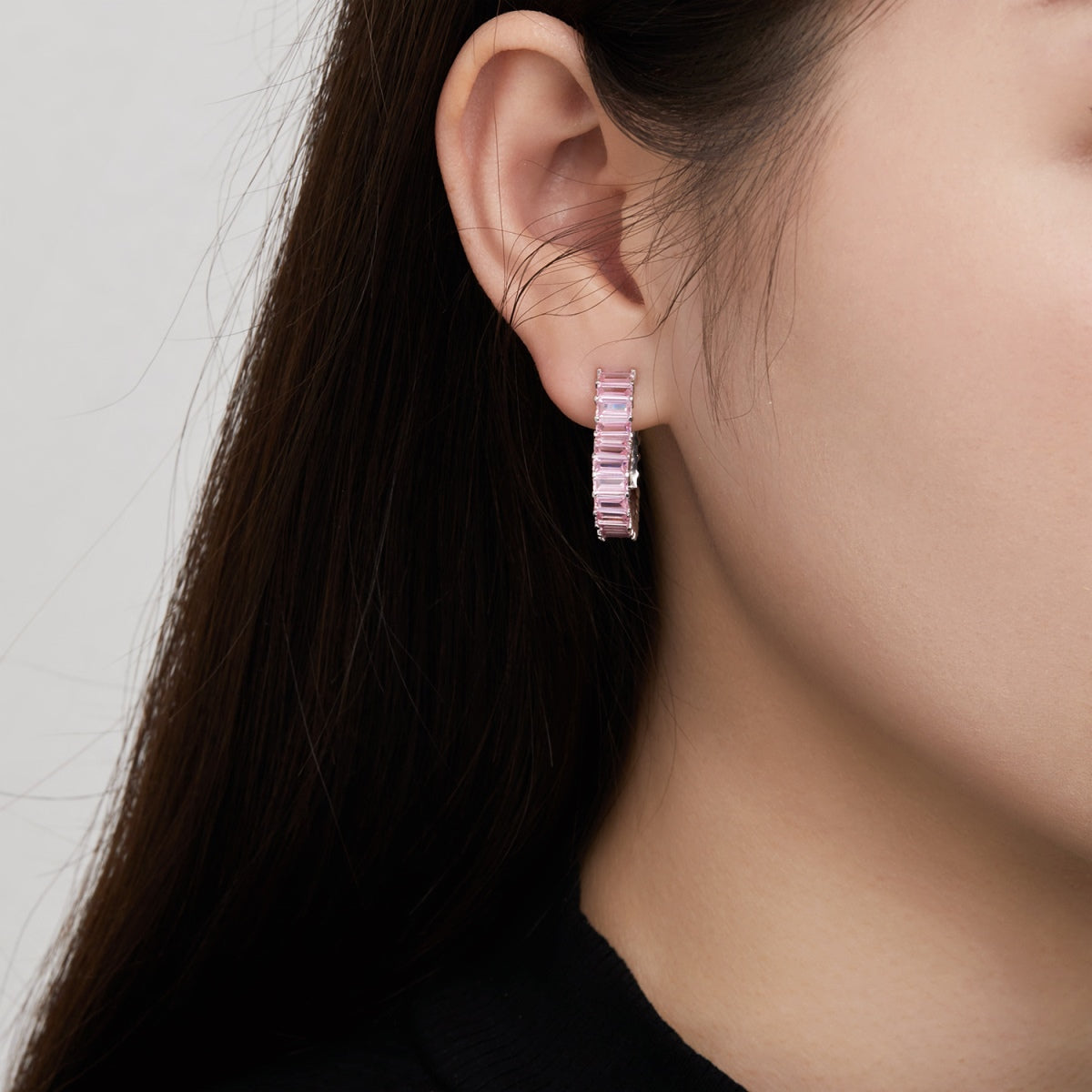 [Goodv]Radiant Heart Cutout Earrings
