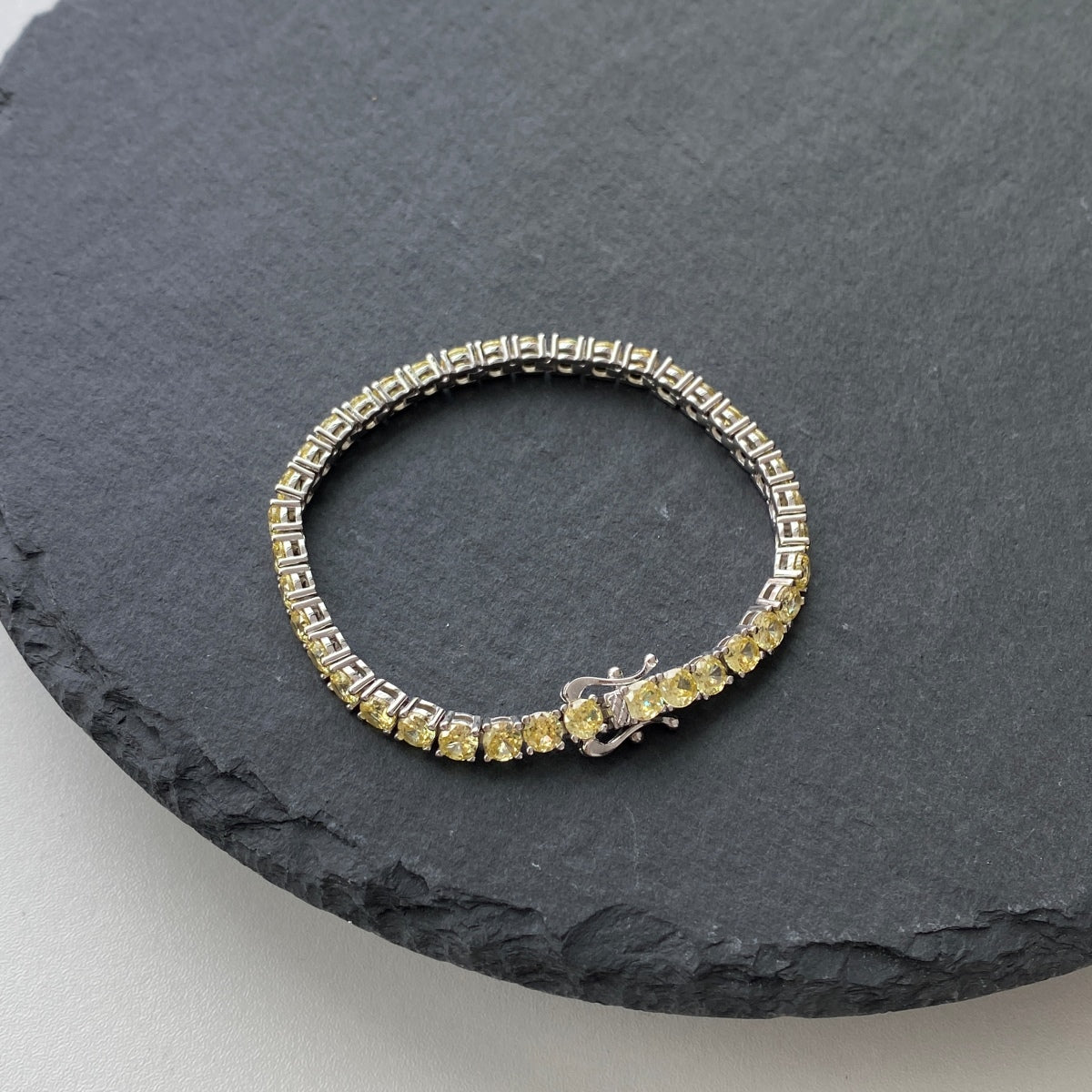 [Goodv]Ornate Dazzling Round Cut Tennis Bracelet