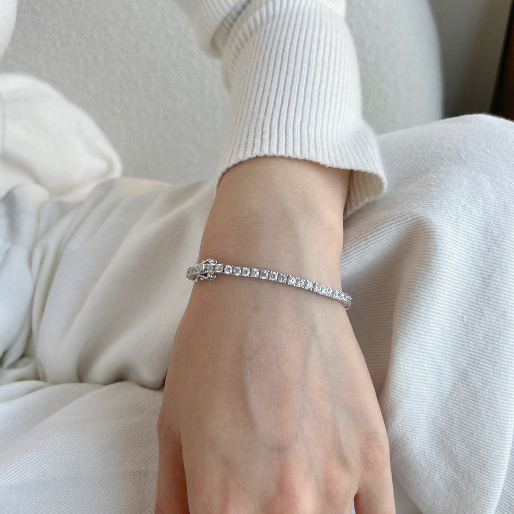 [Goodv]上品で魅力的なラウンドカットテニスブレスレット