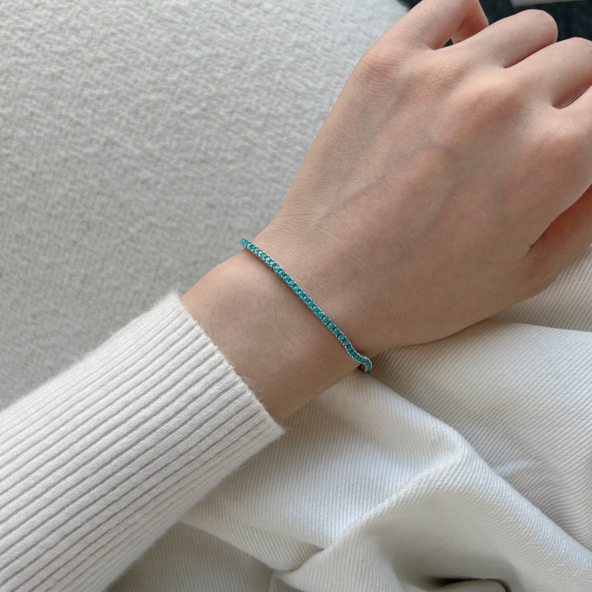 [Goodv] 眩しいほど美しいラウンドカットのデイリーブレスレット