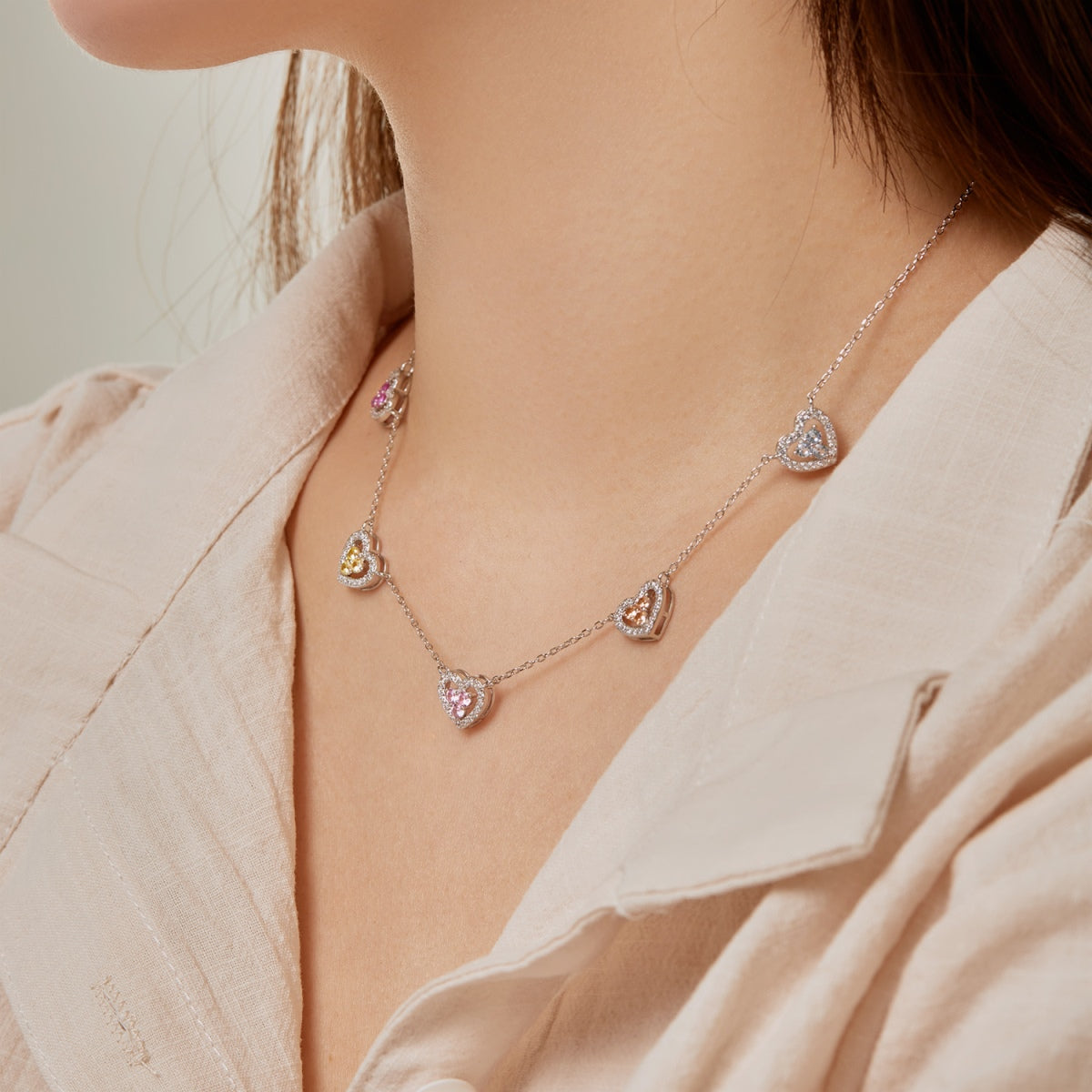 [Goodv]Sparkling Five Heart Necklace