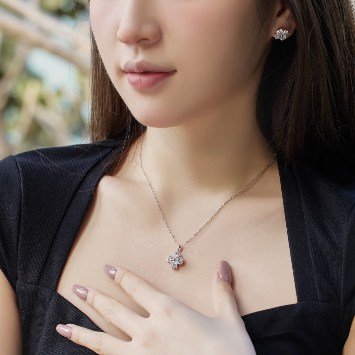 [Goodv]Heart-Shaped Four-Leaf Clover Bead Necklace