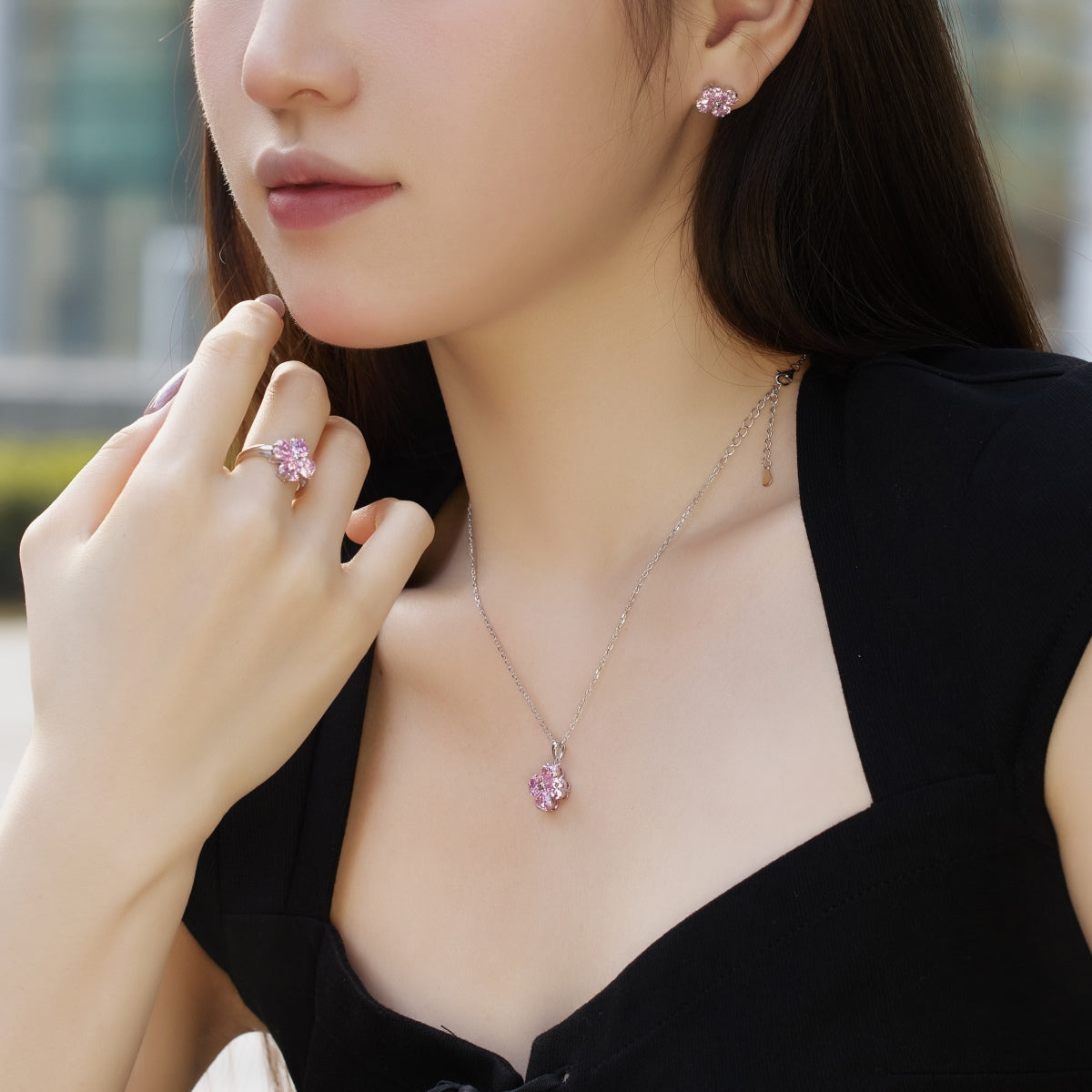 [Goodv]Heart-Shaped Four-Leaf Clover Bead Necklace