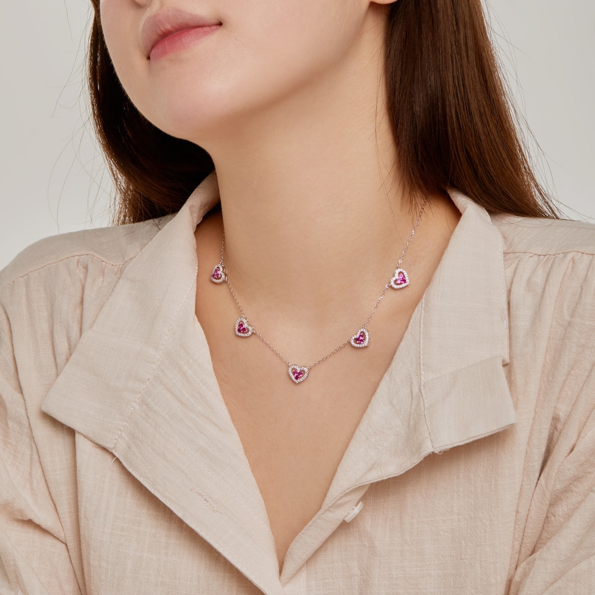 [Goodv]Sparkling Five Heart Necklace