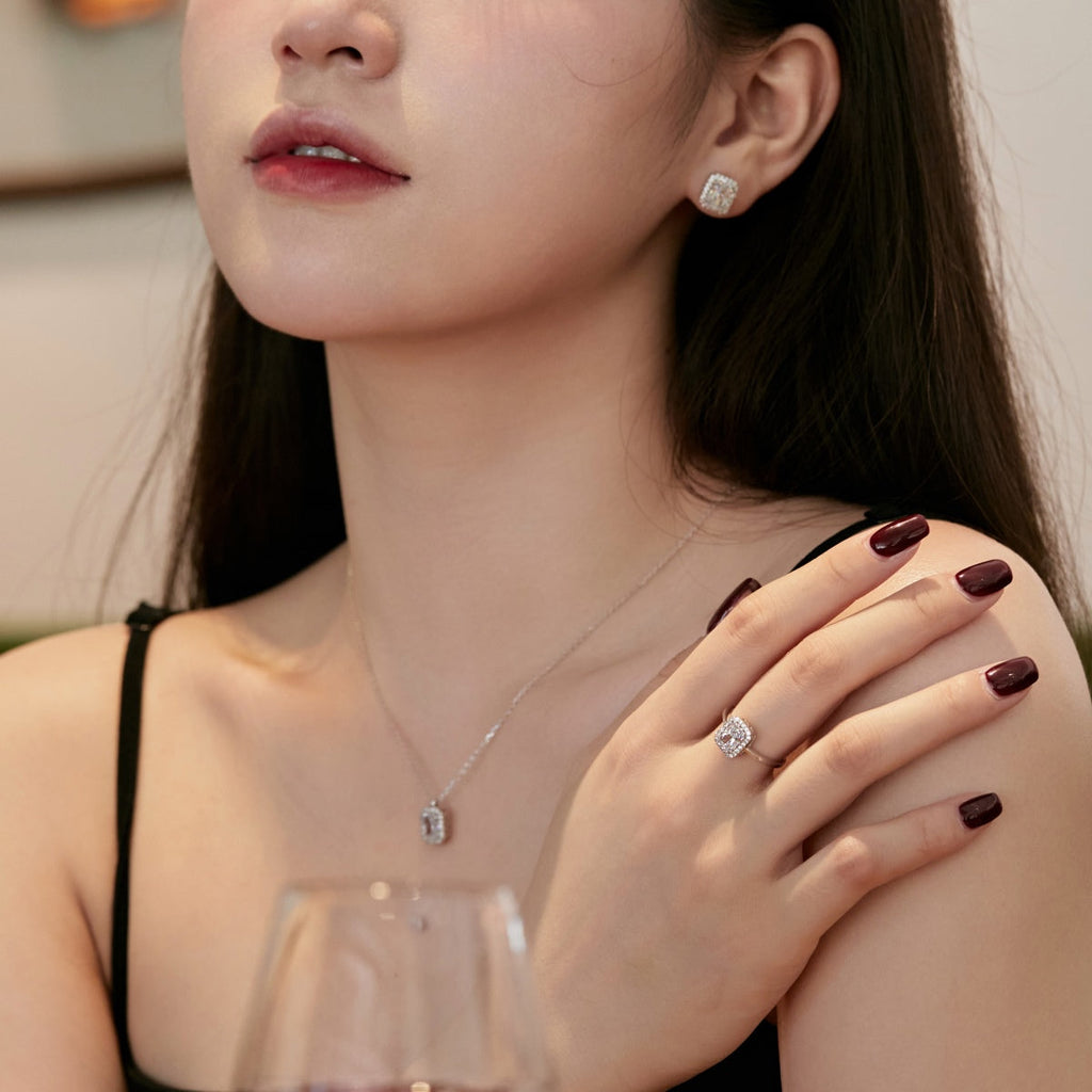 [Goodv] Boucles d'oreilles quotidiennes luxueuses et délicates en émeraude de 1,0 carat
